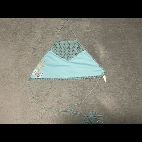 Dance & Marvel crochet crop top halter style size small never worn - Picture 5 of 8